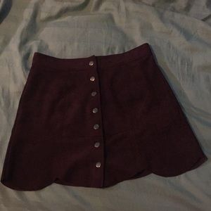 Button up scalloped suede skirt!💓